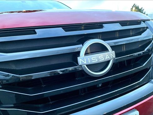 Used 2023 Nissan Pathfinder Platinum image 33