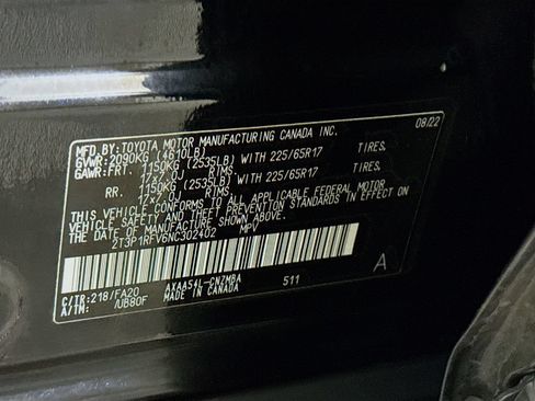 Certified 2022 Toyota RAV4 XLE w/ Convenience Package AWD/4WD image 35