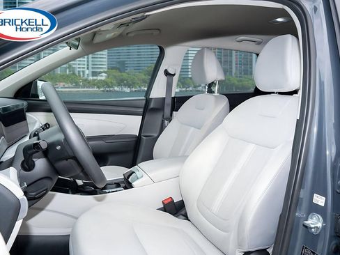 Used 2025 Hyundai Tucson SEL FWD image 17