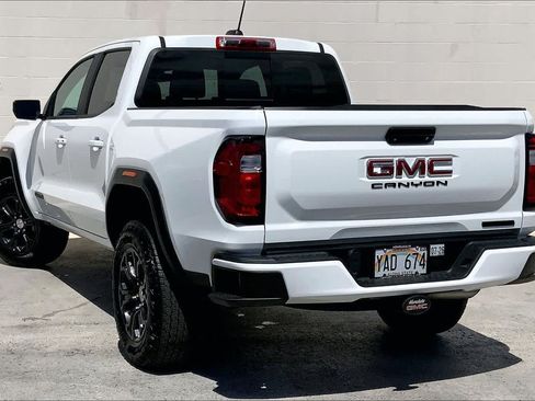 Used 2024 GMC Canyon Elevation w/ Convenience Package RWD image 4