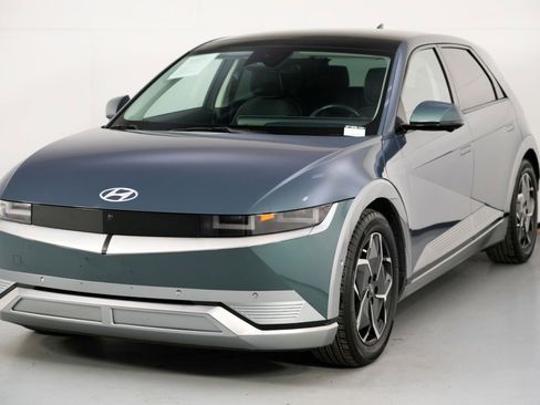 Used 2022 Hyundai Ioniq 5 Limited image 49