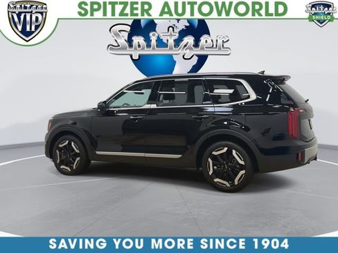Used 2025 Kia Telluride S image 2