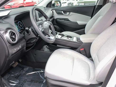 Certified 2023 Hyundai Kona SE image 17