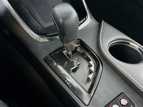 Used 2016 Toyota Avalon XLE Premium image 17