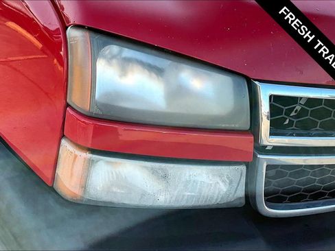 Used 2006 Chevrolet Silverado 2500 W/T w/ Skid Plate Package AWD/4WD image 30