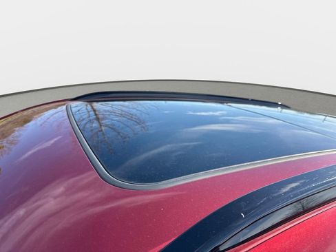 Used 2023 Buick Envision Essence w/ Sport Touring Package image 31