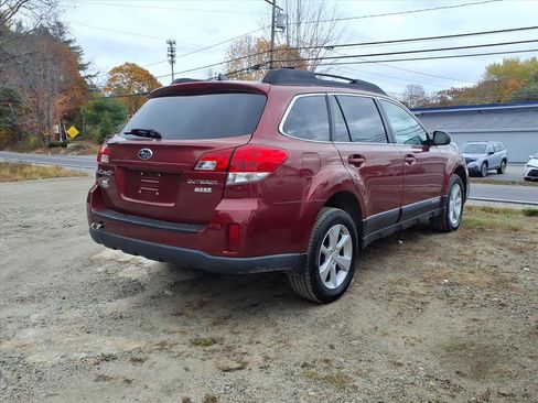 Used 2014 Subaru Outback 2.5i Premium image 4