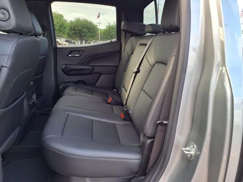 New 2025 Chevrolet Colorado LT w/ LT Convenience Package image 12