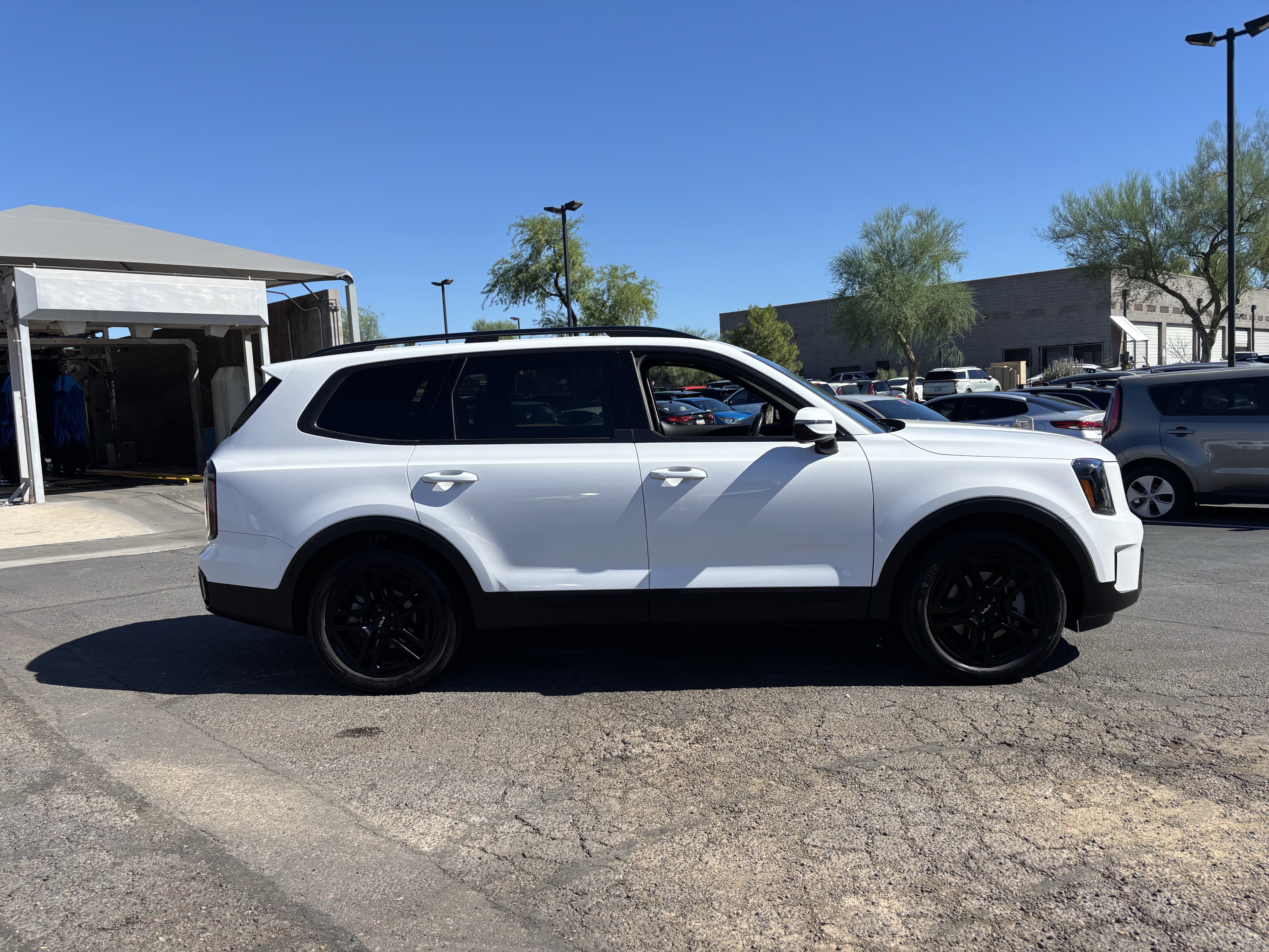 Certified 2024 Kia Telluride SX Prestige X-Line AWD/4WD image 2