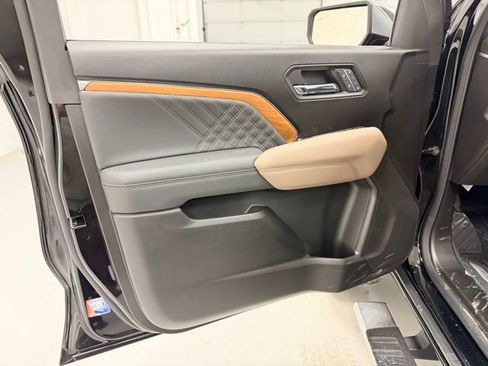 Certified 2026 GMC Canyon Denali image 22