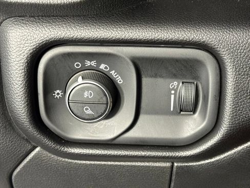 Certified 2026 RAM 2500 Big Horn AWD/4WD image 19