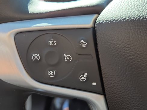 Used 2023 GMC Acadia SLT w/ Elevation Edition image 30