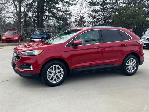 Used 2022 Ford Edge SEL w/ Convenience Package image 5