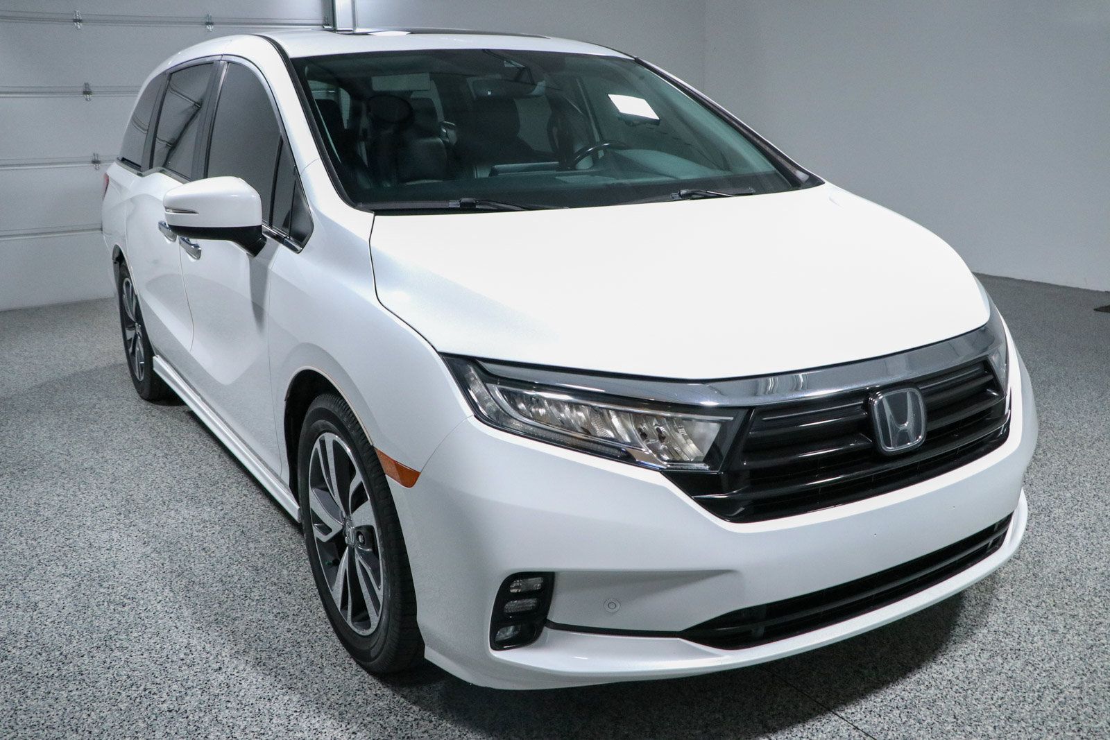 Used 2021 Honda Odyssey Touring image 5