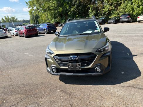 Used 2023 Subaru Outback Onyx Edition AWD/4WD image 2