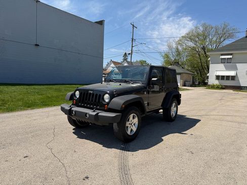 Used 2012 Jeep Wrangler Sport AWD/4WD image 3