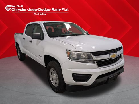 Used 2020 Chevrolet Colorado W/T w/ WT Convenience Package AWD/4WD image 1
