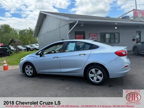 Used 2018 Chevrolet Cruze LS FWD image 6