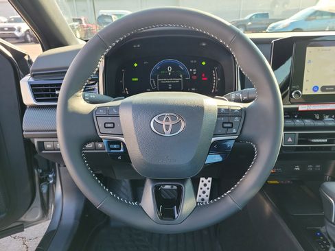 New 2026 Toyota Camry SE image 21