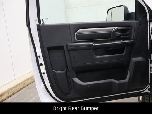 Used 2020 RAM 2500 Tradesman w/ Chrome Appearance Group image 11