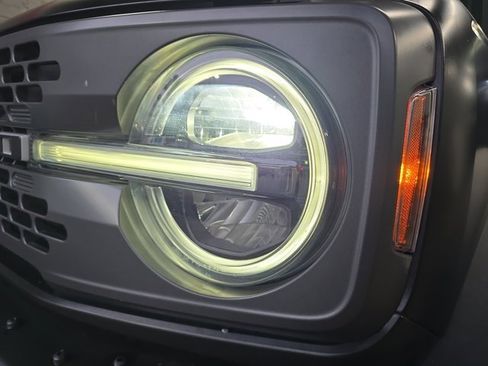 Used 2022 Ford Bronco Badlands image 31