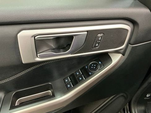 Used 2023 Ford Explorer XLT w/ Equipment Group 202A image 17