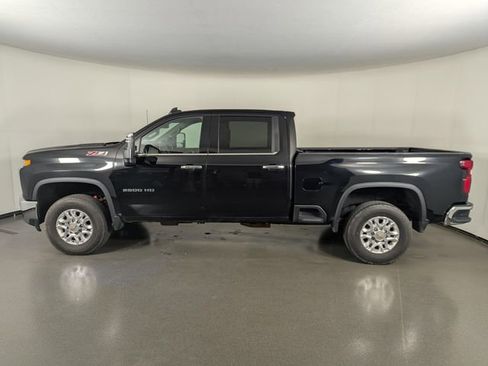 Used 2021 Chevrolet Silverado 2500 LTZ w/ LTZ Plus Package AWD/4WD image 5