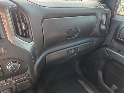 Used 2024 Chevrolet Silverado 1500 Custom image 26