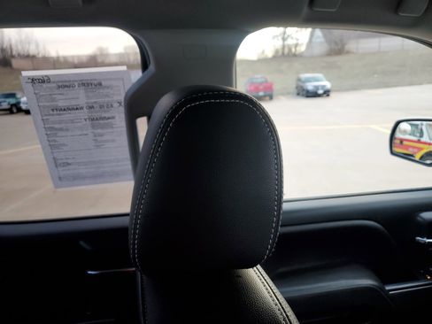 Used 2018 Chevrolet Silverado 1500 LT w/ All Star Edition image 16