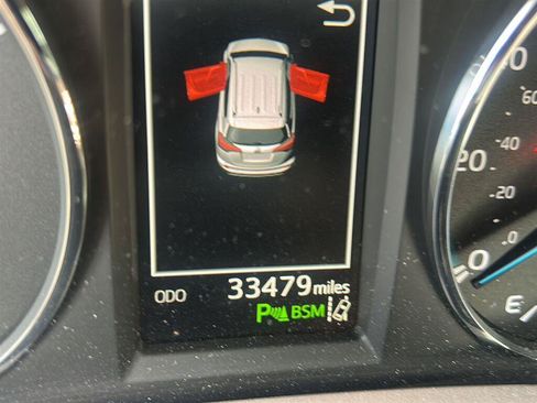 Used 2016 Toyota RAV4 Limited w/ Advanced Technology Package AWD/4WD image 6