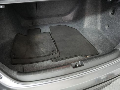 Used 2018 Honda Accord EX-L image 36