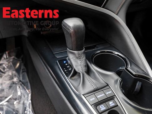 Used 2020 Toyota Camry LE w/ Fleet Convenience Package image 13