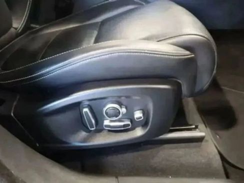 Used 2020 Jaguar F-PACE S image 45