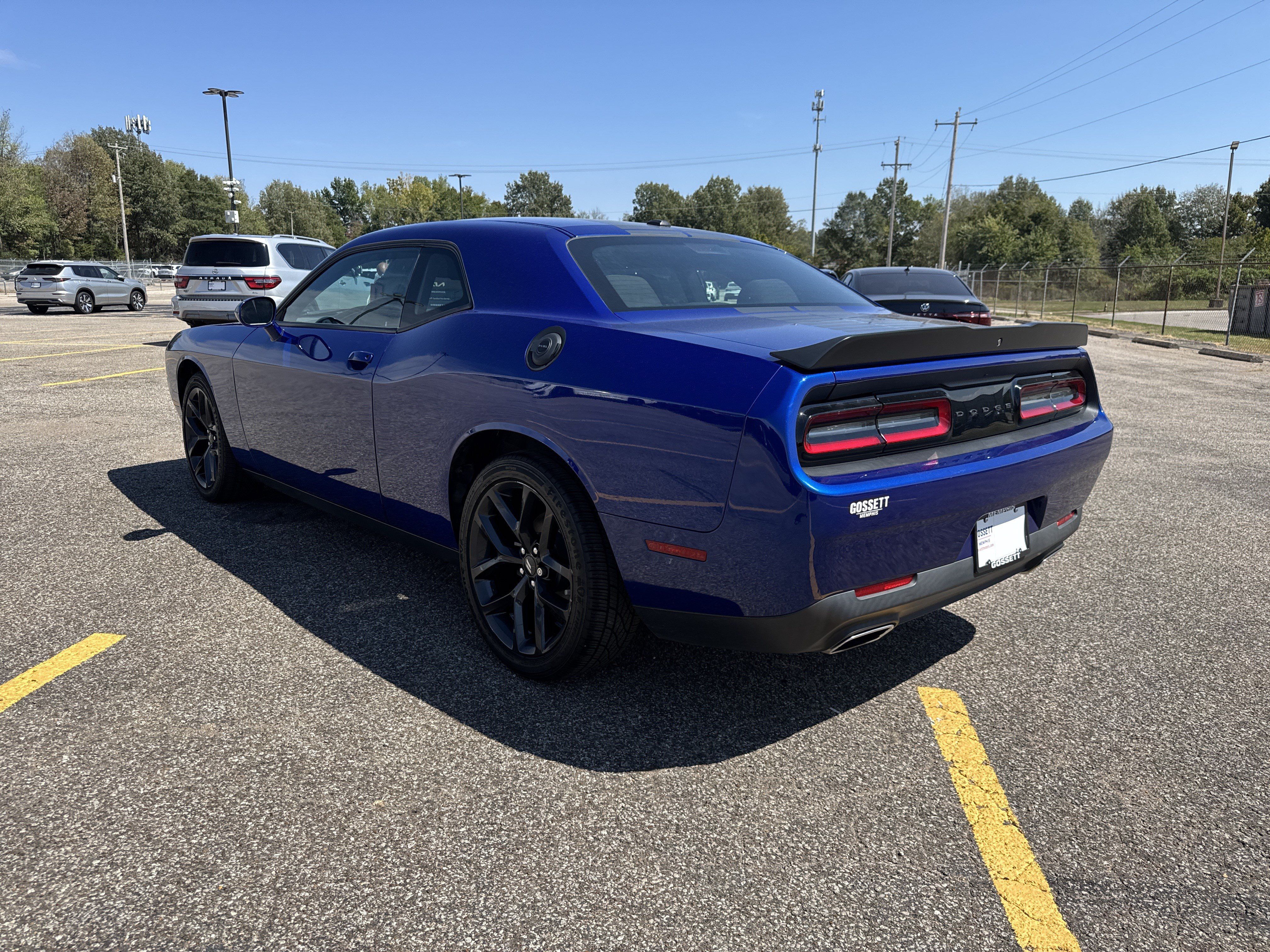 Used 2022 Dodge Challenger SXT w/ Blacktop Package RWD image 4
