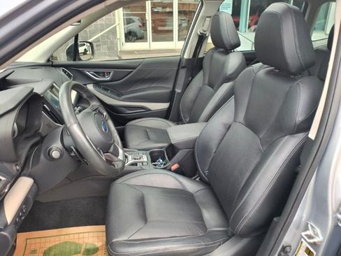Certified 2023 Subaru Forester Limited AWD/4WD image 9