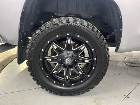Used 2016 Toyota Tundra SR5 image 16