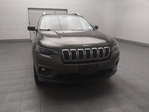 Used 2020 Jeep Cherokee Latitude Plus image 14