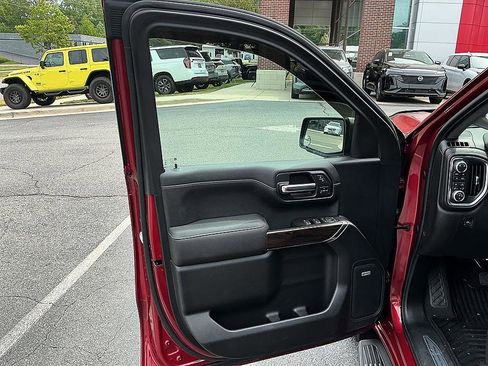 Used 2019 GMC Sierra 1500 SLT w/ SLT Premium Package AWD/4WD image 11
