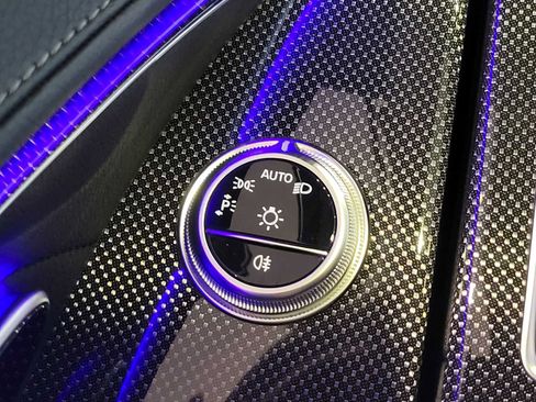 Used 2025 Mercedes-Benz S 580 4MATIC Sedan image 32