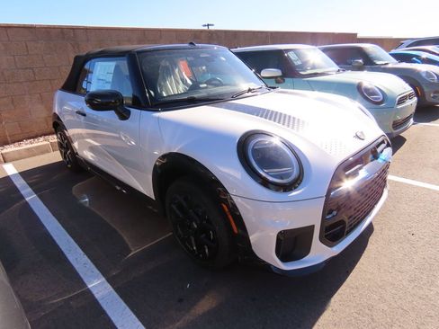New 2026 MINI Cooper S image 2