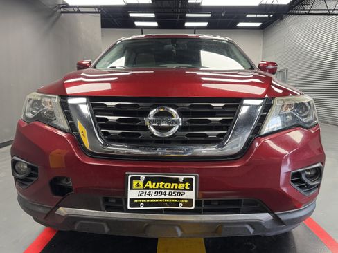 Used 2018 Nissan Pathfinder SV w/ SV All Weather Package image 5