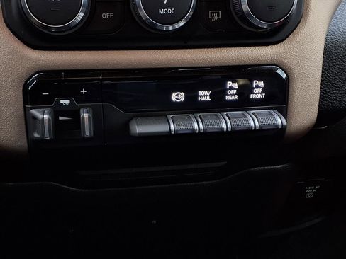 Used 2022 RAM 2500 Laramie image 16