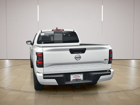 Certified 2024 Nissan Frontier SV w/ SV Convenience Package RWD image 6