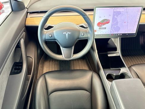 Used 2019 Tesla Model 3 Standard Range Plus image 19