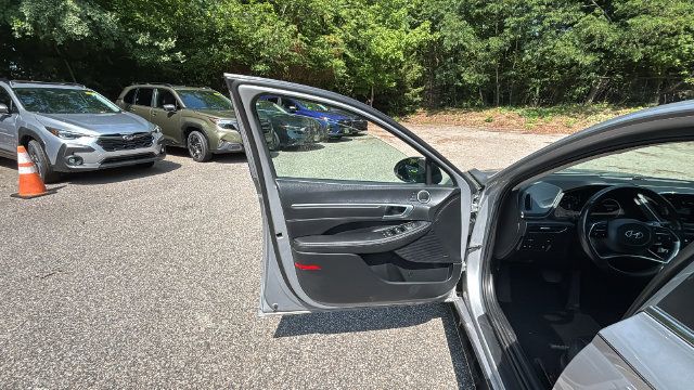 Used 2023 Hyundai Sonata Limited FWD image 30