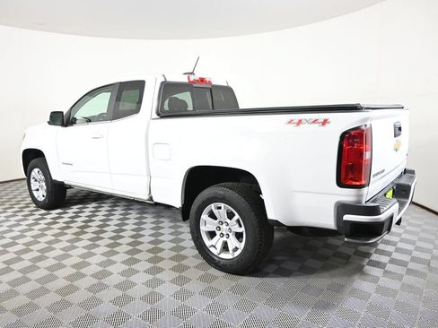 Used 2016 Chevrolet Colorado LT w/ LT Convenience Package AWD/4WD image 4