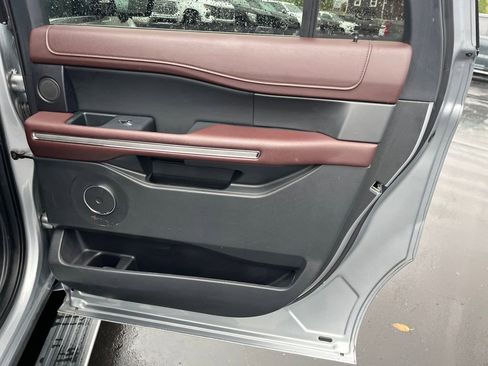 Used 2023 Ford Expedition Max Limited image 26