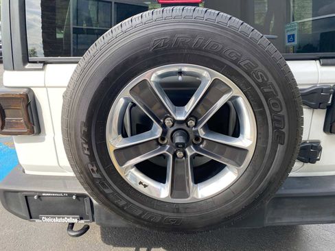 Used 2018 Jeep Wrangler Unlimited Sport S AWD/4WD image 35