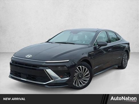Used 2025 Hyundai Sonata SEL image 1