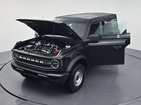 Used 2025 Ford Bronco 4-Door AWD/4WD image 55
